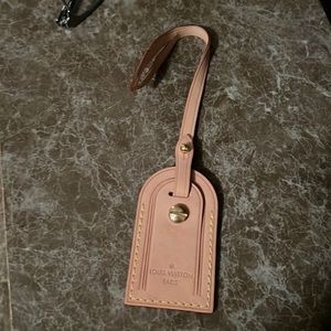 🎈🎈Authentic Louis Vuitton luggage tag